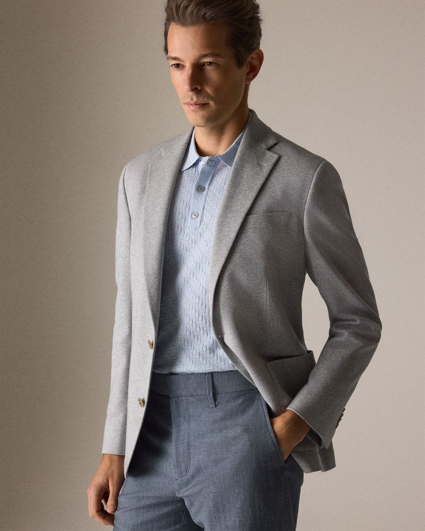 Look AM1133-SPJ de la collection Printemps-Été 2026
