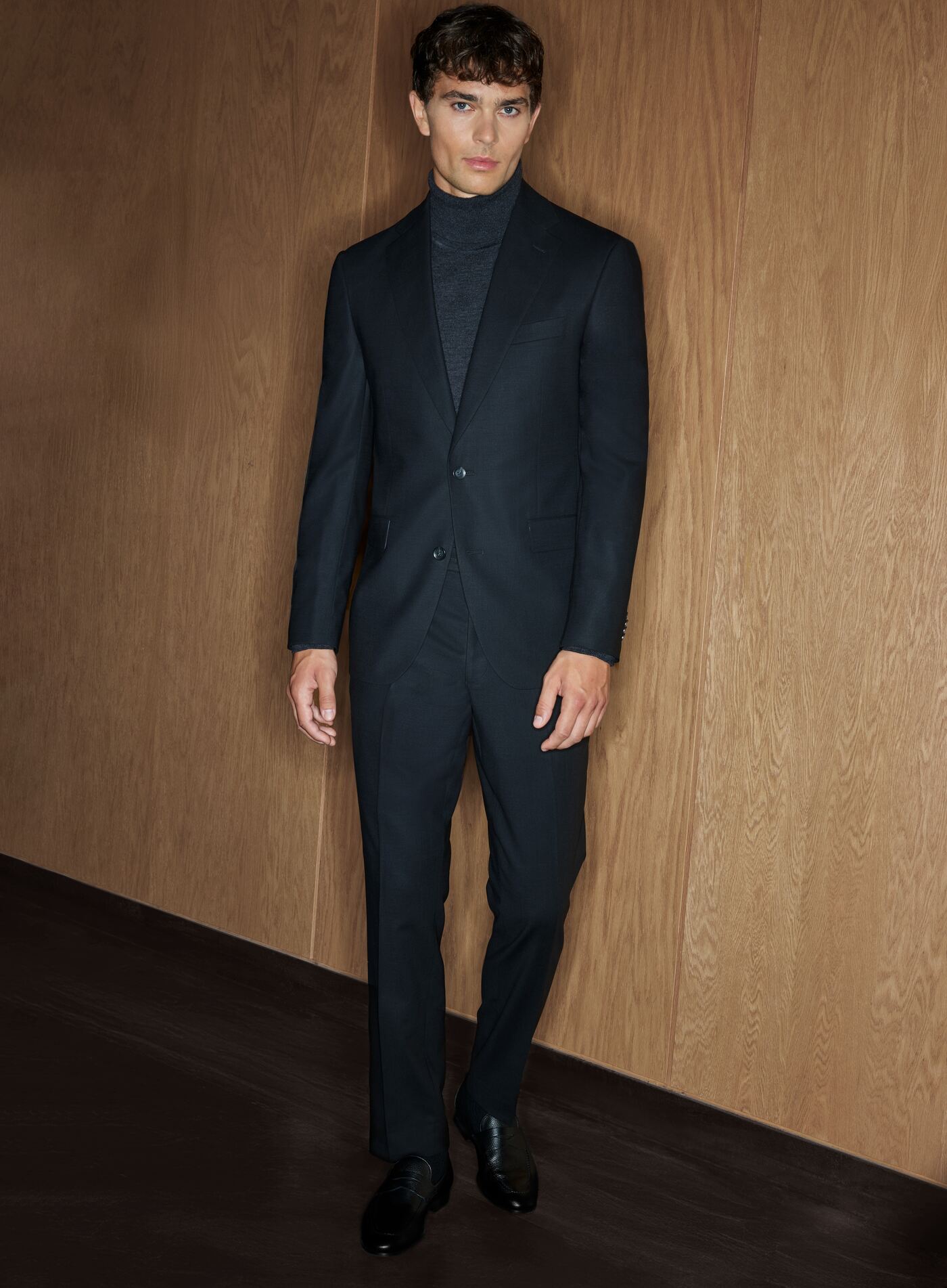 Look BLACK SUIT de la collection Automne-Hiver 2025